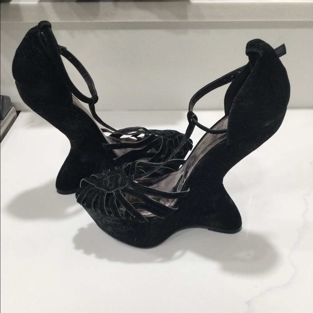 Fun heels - Picture 2 of 4